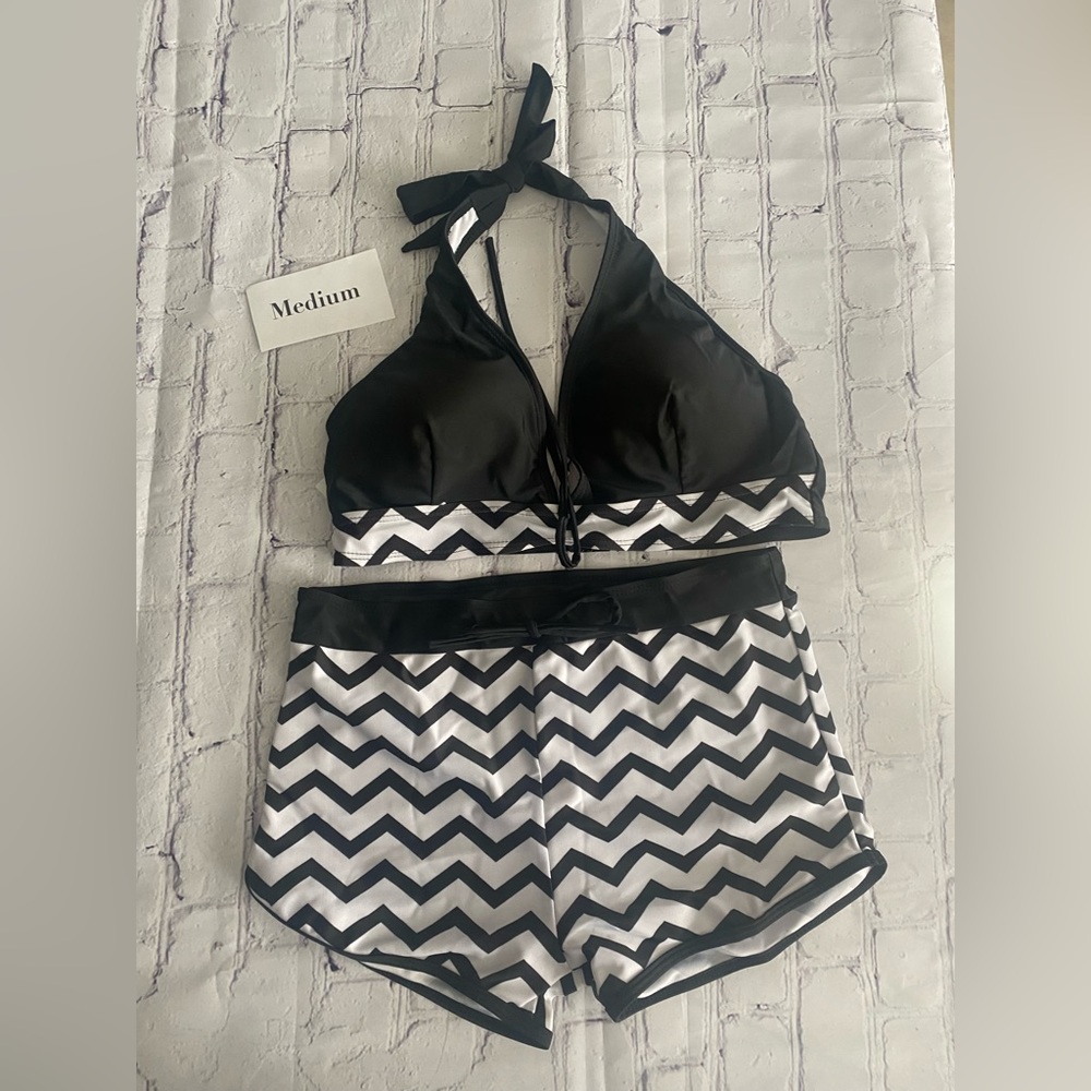 Boys shorts two piece